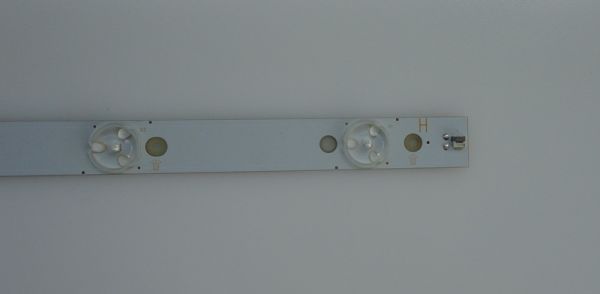 PAR DE BARRAS LEDS - PHILIPS - 32PHG4109/78