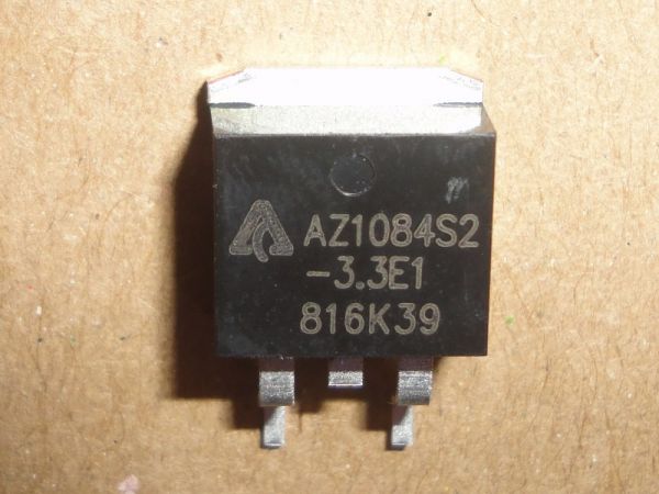 AZ1084 - REG. 3,3V
